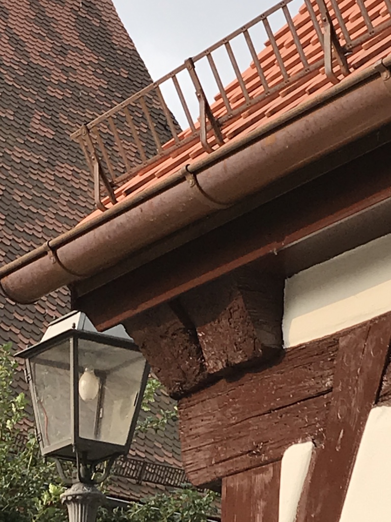 Dachdetail des historischen Seelhauses
